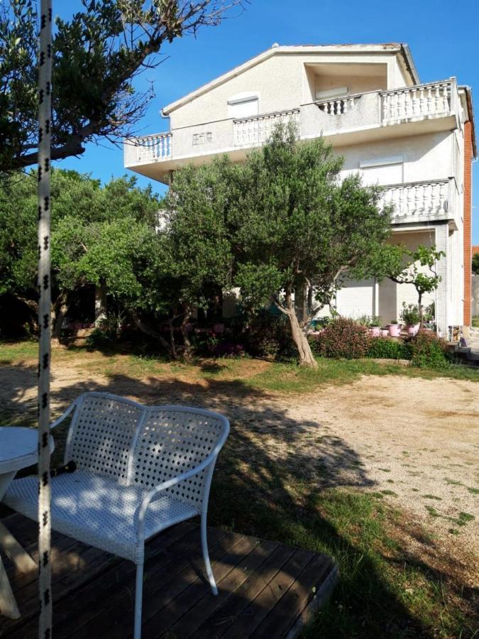 Apartments Luce-With Parking نين المظهر الخارجي الصورة